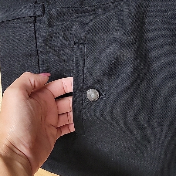 Calvin klein black shorts size 2 - Picture 8 of 10